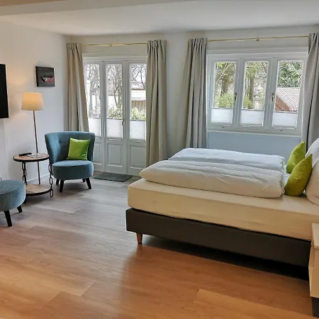 Отель Fitschen Am Dorfteich