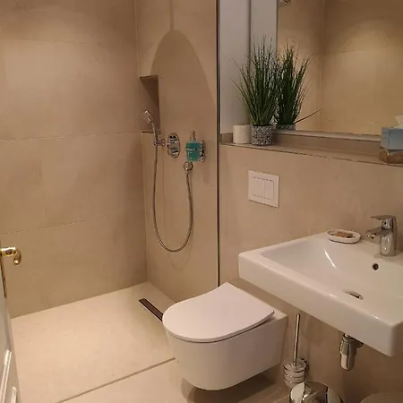 Отель Fitschen Am Dorfteich