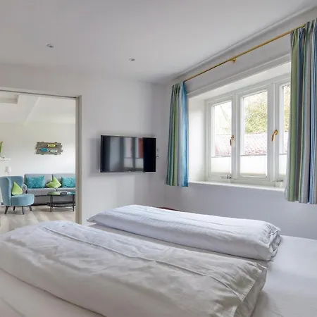 Fitschen Am Dorfteich Отель *