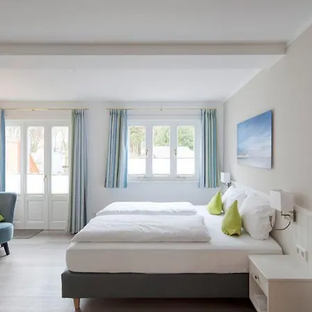 Fitschen Am Dorfteich