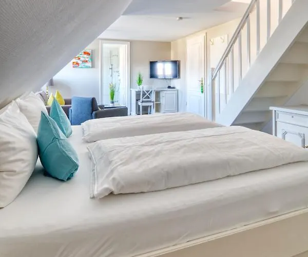 Отель Fitschen Am Dorfteich