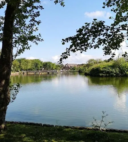 Отель Fitschen Am Dorfteich *