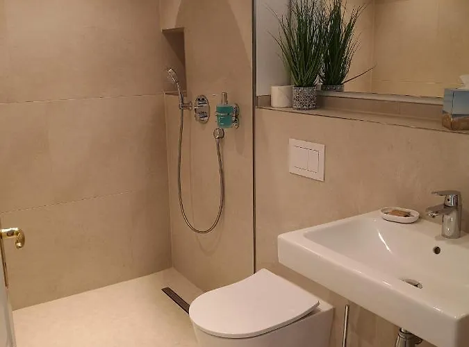 Отель Fitschen Am Dorfteich