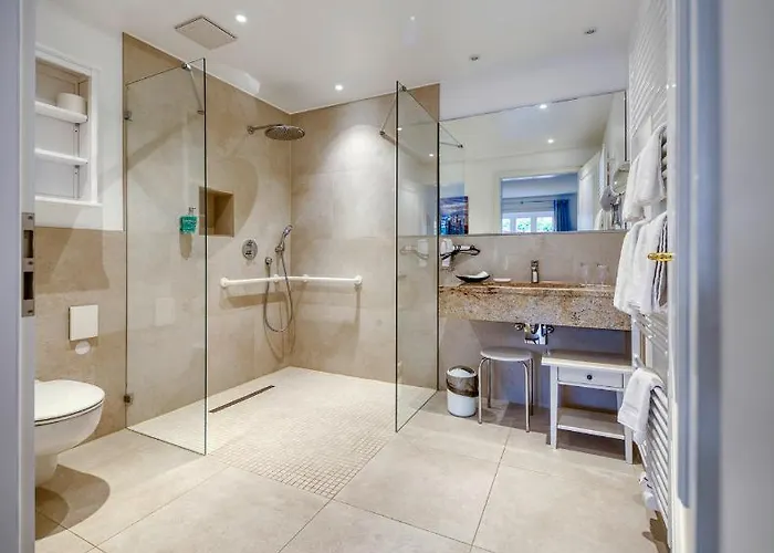 Отель Fitschen Am Dorfteich *